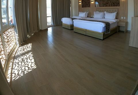 Lain-lain Grand Season hotel