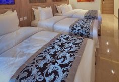 Others 2 Grand Season hotel