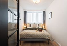 Lainnya 2 Silver - by Kairos Apartments