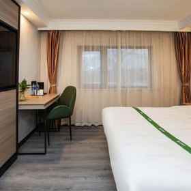 Room 1 GreenTree Inn (Shanghai Gongfu Xincun Metro Station), 上海大学乐乎新楼 Hotels