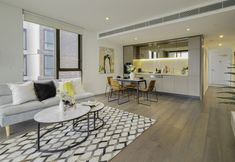 อื่นๆ 5 Kozyguru | Haymarket Prime Location Charming 2 Bed