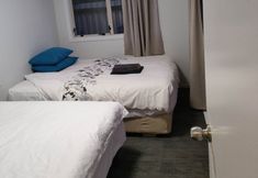 Others 5 Small 3 bedroom Garden Chalet B