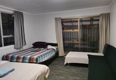 Others 6 Small 3 bedroom Garden Chalet B