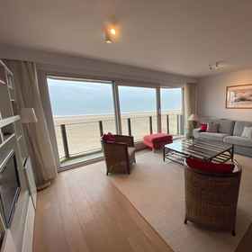 Primary image 1 Seafront Palm Beach Stay, Zedelgem Apartments