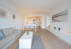 Others 7 Spacious Seaside Apartment