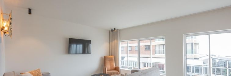 Others Modern Seaside Escape