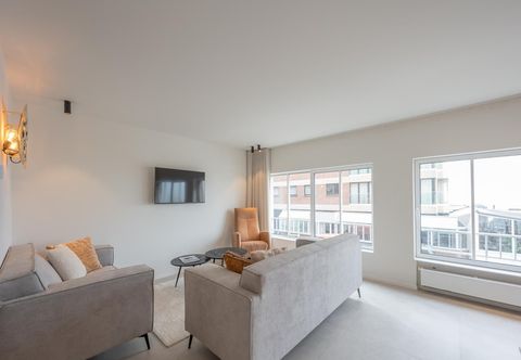 Others Modern Seaside Escape