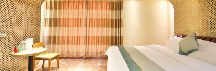 Others No.5 Theme Hotel