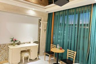 Others 4 No.5 Theme Hotel