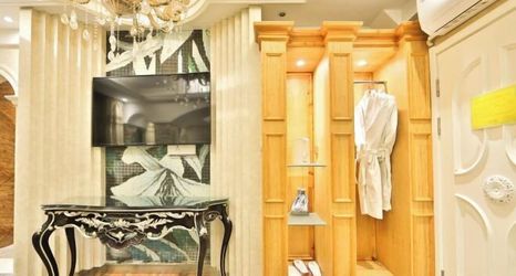 Others 2 No.5 Theme Hotel