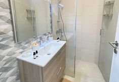 Others 6 Aladdin Chalets - 1 Bedroom