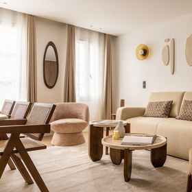 Primary image 1 อพาร์ตเมนต์สุดอลังการ -2 ห้องนอน-6 คน- มูเซดูโลฟวร์, โรงแรม & ที่พัก Left Bank Gallery Marcel Strouk