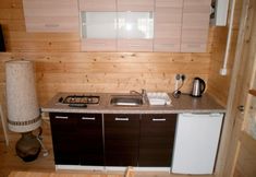 Others 2 Single-storey Homes by the Lake, Jelen