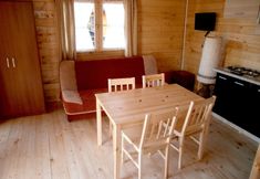 Others 4 Single-storey Homes by the Lake, Jelen