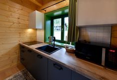 其他 6 Comfortable Holiday Homes Right on the Lake