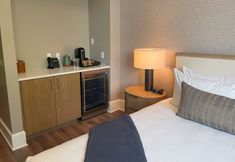 Lain-lain 3 The Inn at Dayton