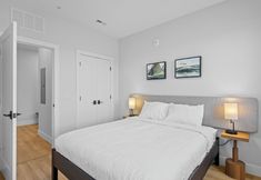 Others 5 The Loop Downtown By Kasa