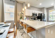 Others 6 9 Mi to Wdw: Townhouse w/ Balcony in Davenport!