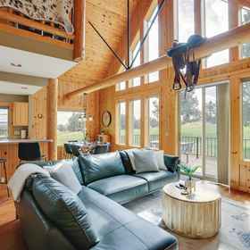 Primary image1遠足、釣魚及滑雪:雷德蒙逃逸熱水浴池,德舒特斯县飯店