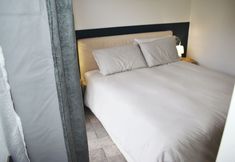 기타 7 Casa di Spino