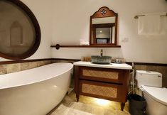 기타 5 51A Quang Khanh