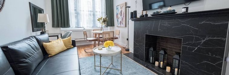 อื่นๆ Central Park Studio With Sleeping Loft