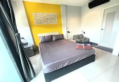 Others 5 Baan Pak Sud Soi