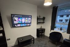 其他 Shawforth - 2 Beds - Sleeps 4 - Street Parking