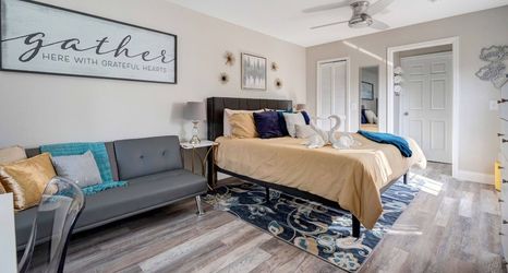 Khác 2 Donalds Luxury Retreat