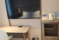 Lainnya 3 Geli Hotel (Shanghai Caoyang Road Metro Station)