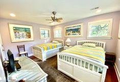 Others 4 Bayard Avenue 404