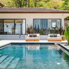 Primary image 1 Luxe Tropical Villa with Sparkling Infinity Pool, Panoramic Ocean Views & Community Amenities, Khách sạn Cantón de Santa Cruz