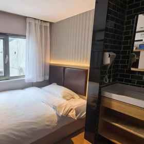 Room 1 Super 8 Hotel (Beijing Tian'anmen Wangfujing Pedestrian Street), Wangfujing Hotels