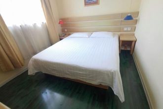 Others 4 Home Inn (Kunming Chuncheng Road)