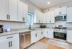 Others 7 5 Mi to Dtwn Atl: Home w/ Office & Large Backyard!