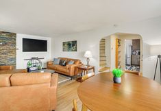 Others 4 Walk to Beaches: Waterfront Home in Port Orchard!