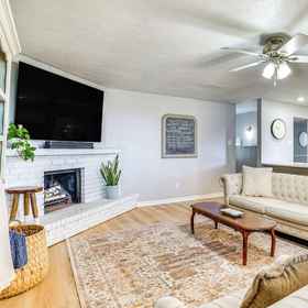 Primary image13 Mi to Nrh2o Water Park: Home w/ Furnished Patio,Parks at Town Center飯店