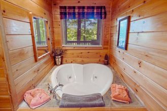 Lain-lain 4 Backwoods Secluded Cabin Escape for 8 Guests