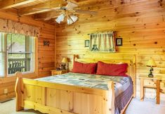 其他 2 Relaxing Eagles Ridge Getaway Hot Tub