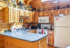 其他 3 Relaxing Eagles Ridge Getaway Hot Tub