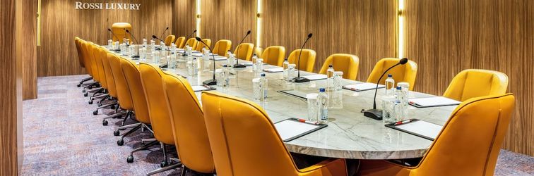 Lain-lain Rossi Luxury Hotel