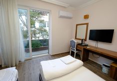 Others 3 Venus Hotel