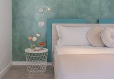 其他 4 Blooms by the Lake