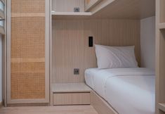 Lainnya 5 Comfortable and Best View 3BR Apartment Sky House BSD
