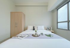 Others 2 Comfy Studio at Springlake Summarecon Bekasi Apartment