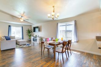 Others 4 3 Mi to Riverside Park: Grants Pass Getaway!