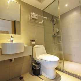 Room1City Zhixin Boutique Hotel (Infrastructure Camp Central Hospital)，岳塘区飯店