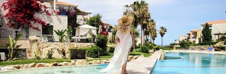 其他 Cassiopeia 5 BR Villa on beach with pool