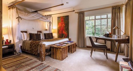 Lain-lain 2 Hemingways Eden Residence