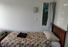 Others 3 5 Bedroom House at 82A Richardson Road